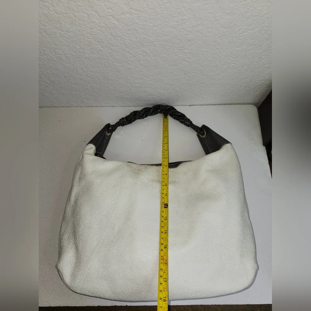 Oscar de la Renta Off White Leather Zipped Hobo